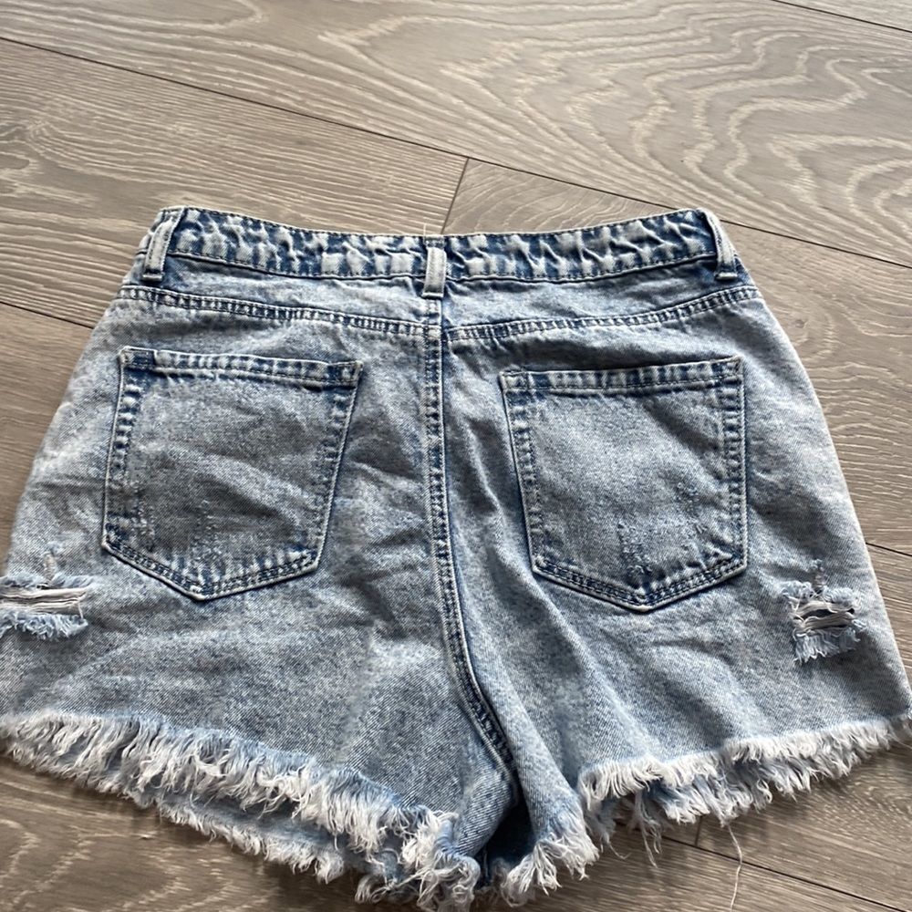 Vintage High Rise Denim Shorts - Picture 4 of 6